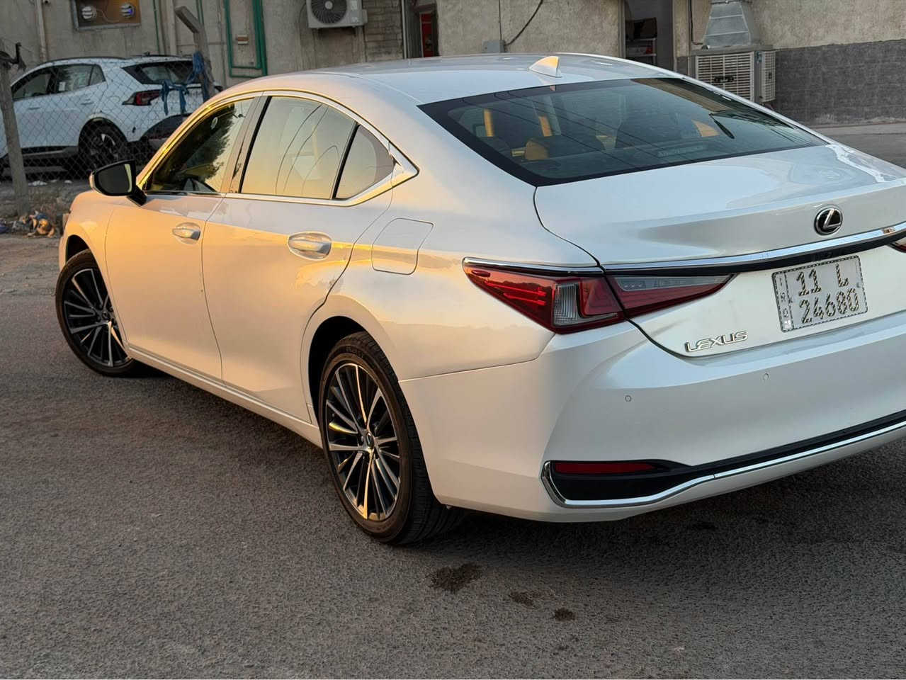 السلام عليكم اخوان عندي هايبرد Lexus ES
300
2025 وارد امريكي لون ابيض صدفي ضرر
جنطة وجاملغ ماشية 7 الف ميل زيرو المواصفات هاي الفئة معرفة تحكم ستيرن تبريد قطعتين مع تبريد وتدفئة المقاعد فتحة سقف نقطة عمياء مري كهرباء انارة ترحيب دخول ذكي اربع ابواب شحن لاسلكي الداخل جلد اسود بعد بيه مواصفات السيارة نضيفة ومماشية السعر 29,000$ وبيه
مجال رقم الهاتف اضغط لإظهاررقم الهاتف
***********
متواجد واتساب المكان
بغداد السيدية بغداد, العراق
