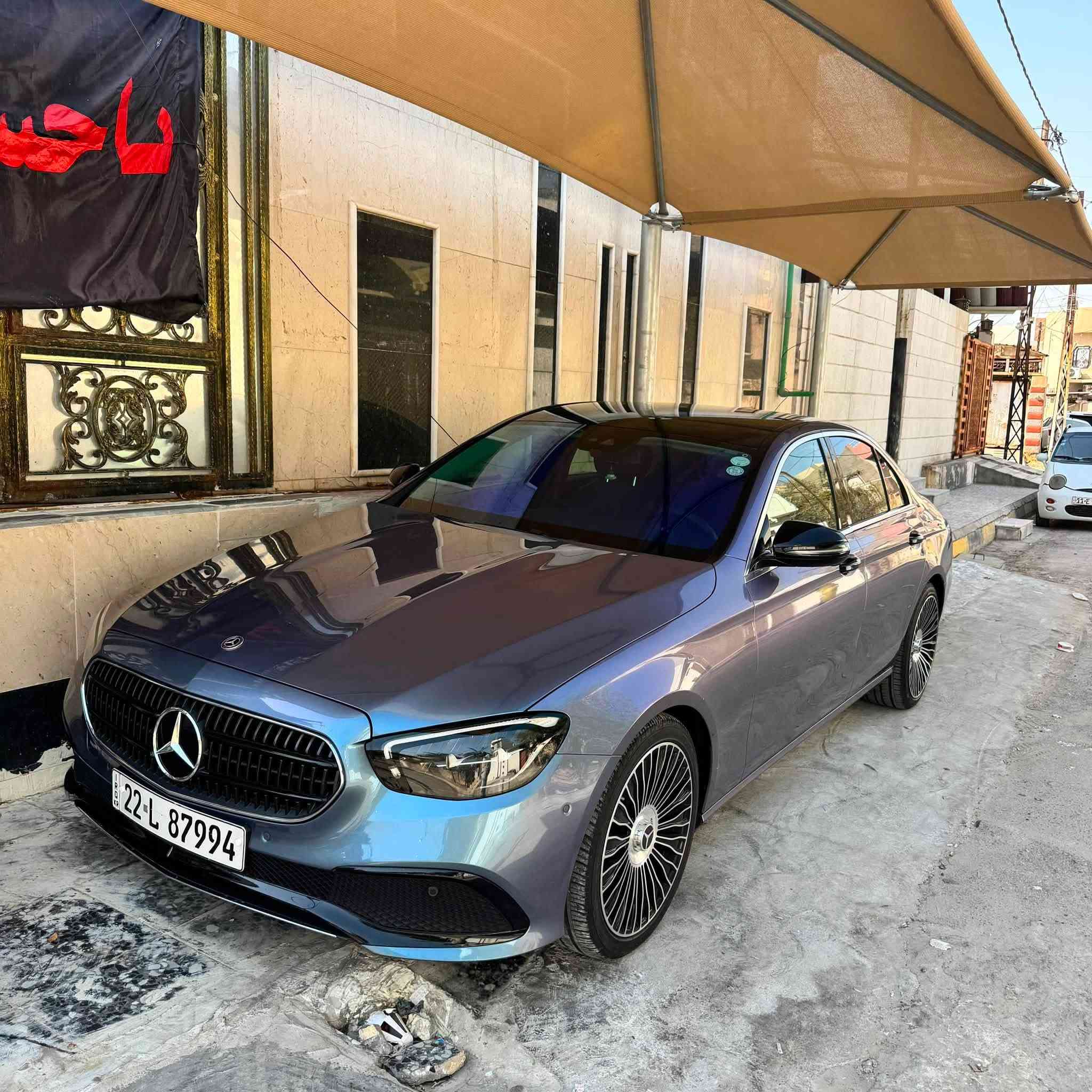 السلام عليكم
E 200 / 2022 
وكاله الماني ضمان دولي/ بصمتين وياها
360 درجة  حساسات 
360 درجة رادارات
ستيرن كهرباء/ مع كير تبترونك 
كشنات كهرباء مساج / تدفئة / خزن وضعيه المقعد
كامره 
شاشة كبيره / مع تشخيص للاعطال 
٥ وضعيات قيادة 
انارة داخليه متغيره ٦٤ لون 
السياة مغلفه PPF بالكامل 
السيارة باسمي رقم اربيل 
مكان السيارة / البصره 
السعر : ٣٢٨ ورقه مجال قليل 
للاستفسار : 
***********
