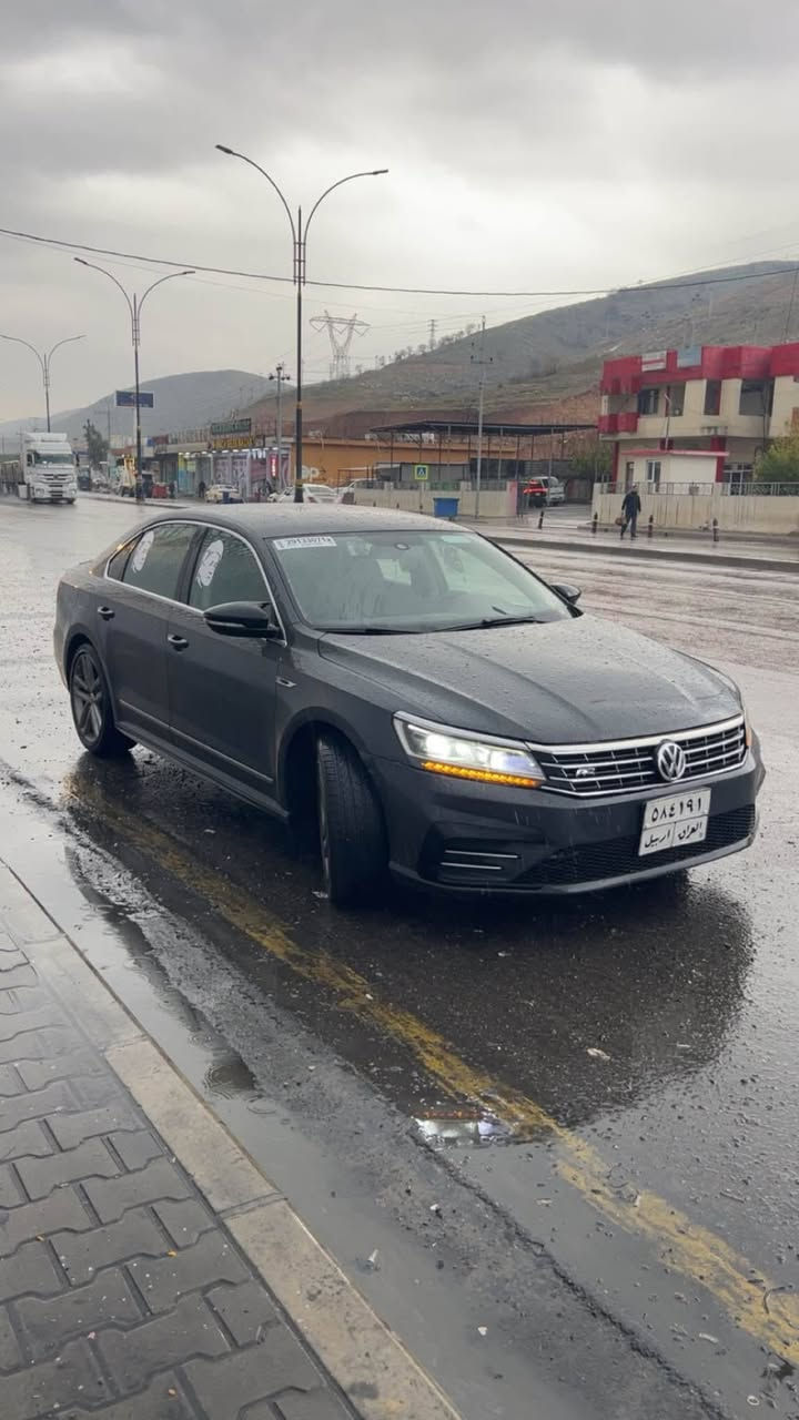 Passat r line 2017 
مكينه ١.٨ توربو مرغوب 
١ قطعه صبغ بوليند  
غرامات ٧٥٠$ 
كوشن جلد
كوشن كهربا ي 
كوشند هيته ر 
*********** زاخو, دهوك
