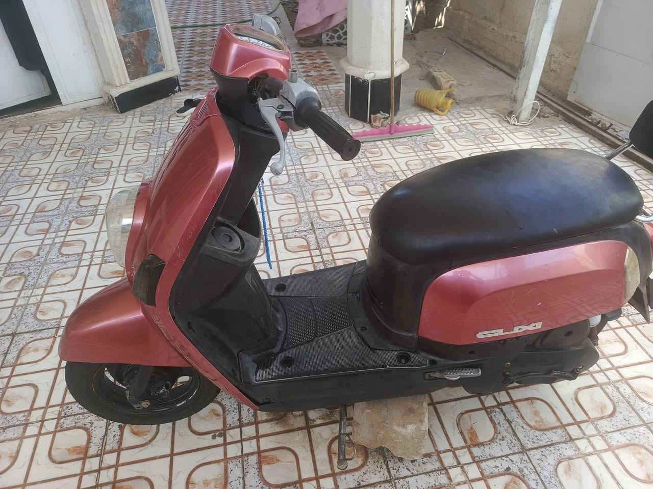 السلام عليكم شباب للبيع بوليس مكان حصوه سكندريه 
السعر 650 بيها مجال دراجه خير من الله 
هاتف ***********
