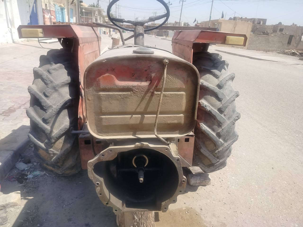 السلام عليكم غراض تفصيخ عنتر للبيع العنوان ميسان العماره حي العسكري الاتصال على الرقم ***********
