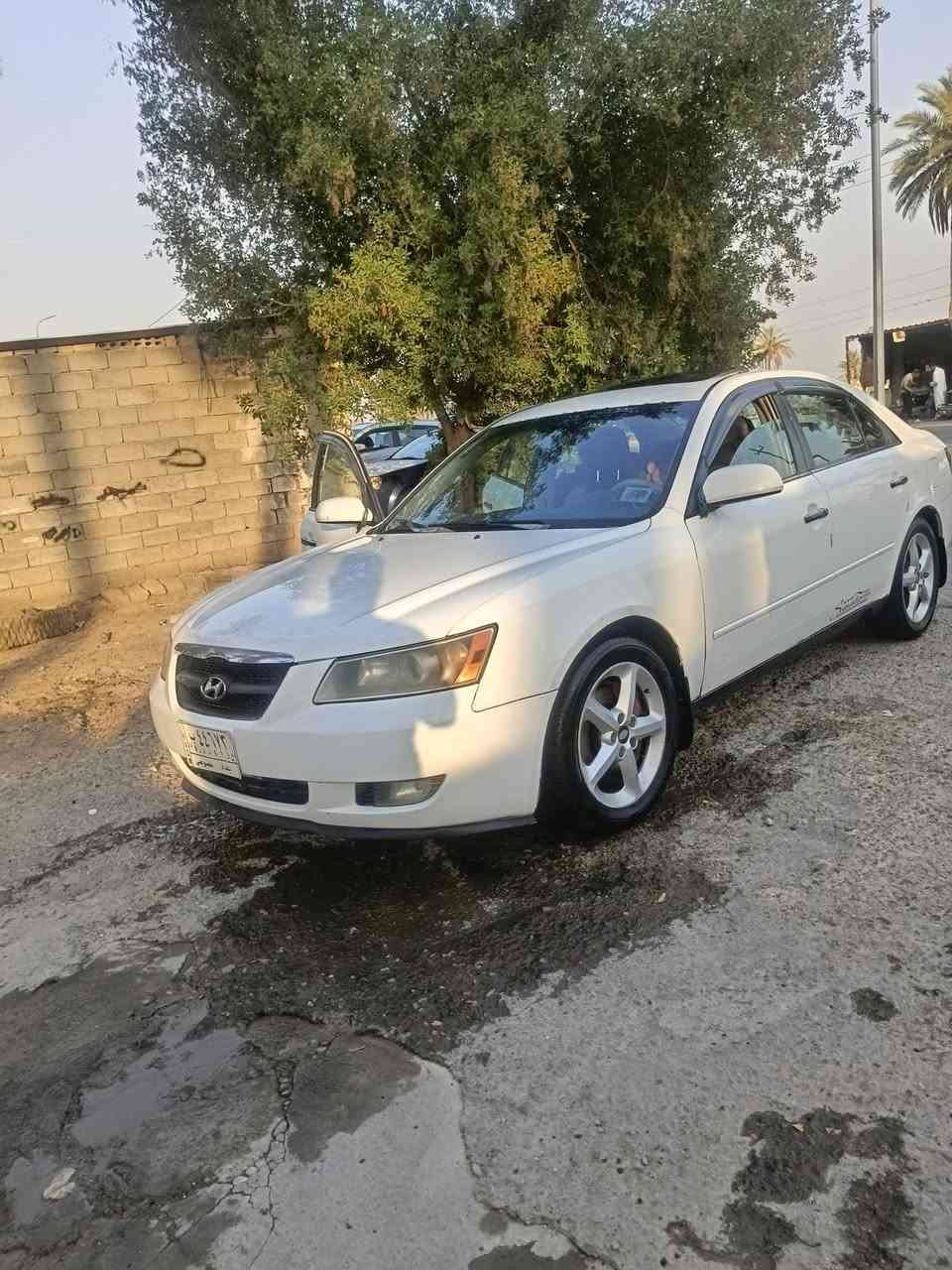 سلام عليكم
سوناتا للبيع 
موديل،،،،،،8
رقم ،،،،بغداد
مكينه ،،،،،سته سلندر
وارد ،،،،،،امريكي 
ضرر السياره جاملغ خلفي ومصبوغ ويا الباب بدون حادث 
تبديل قطعتين هنا بل عراق بدون ضربه بنيد وجاملغ ابيعك اربع قطع علمود لا اتفشل وياك 
تبريد ،،تدفئه 
لايت، منضومة ،زنون 
ساشه كامره خلفيه
مكينه كير خير من الله 
حداديه شويه تعبانه 
مكان السياره بابل ناحية النيل 
السعر ٨٧ وبيه مجال 
رقم ***********بي واتساب
