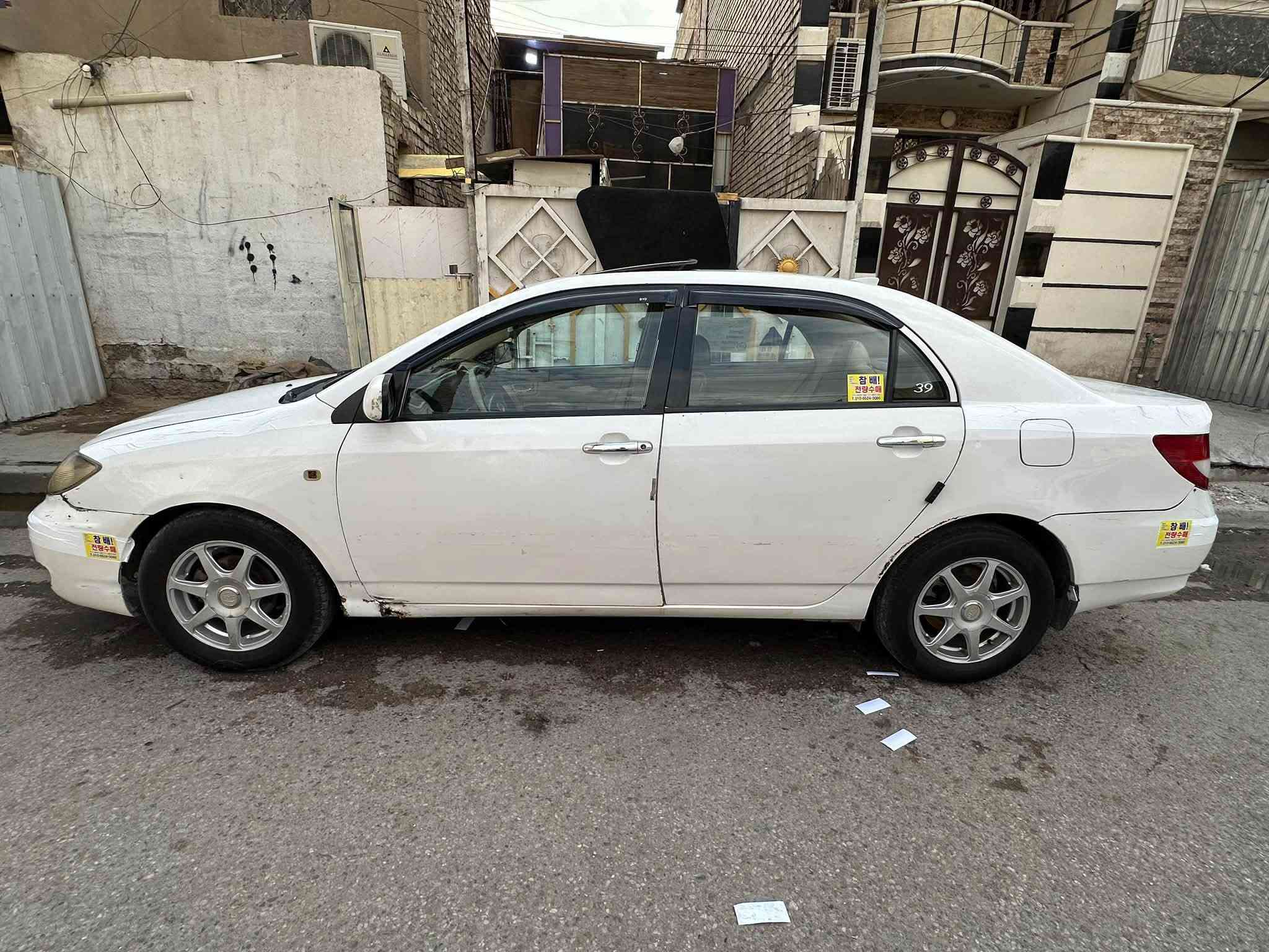 بي واي دي F3 • ٢٠١١ • مكينة ميتسوبيشي