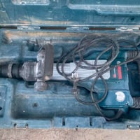 للبيع دريل تكسير بوش احترافي Bosch Professional GSH 11 VC صنع: ألمانيا...