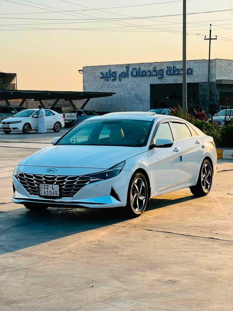 🚘 للبيع النترا 2021 خليجي 🚘
🔹 اللون: أبيض
مكفوله
🔹 المحرك: 2000cc
🔹 وارد خليجي
🔹 كير AT المرغوب
🔹 الممشى: 88ألف
✨ فول مواصفات: 
✔️ فتحة سقف 2 طكه
✔️ بصمة وتشغيل عن بعد
✔️ حساسات أمامية وخلفية
✔️ نظام ترحيب
✔️ مرايا شفط
✔️ شاشة أصلية تدعم Apple CarPlay و Android Auto
✔️ 3 وضعيات قيادة (Eco / Normal / Sport)
✔️ نظام ABS
✔️ تبريد ثلج
📌 الدهن كله أصلي
📌 باتري جديد
📌 
  مكفولة محرك وگير
رقم أربيل باسمي
سعر ١٦٥ وبيهه مجال
سونار داخ المنشور
عنوان واسط الصويره 
لاستفسار ***********
