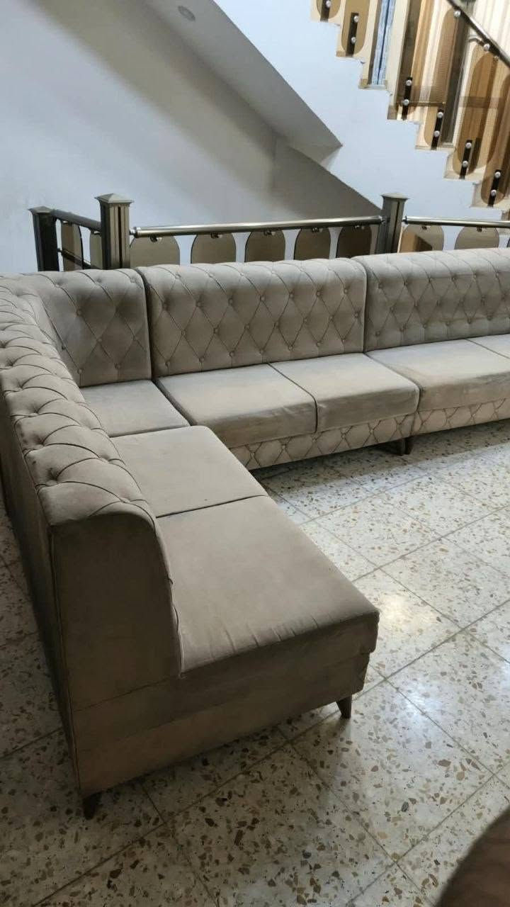ديوان • مستعمل • نظيف