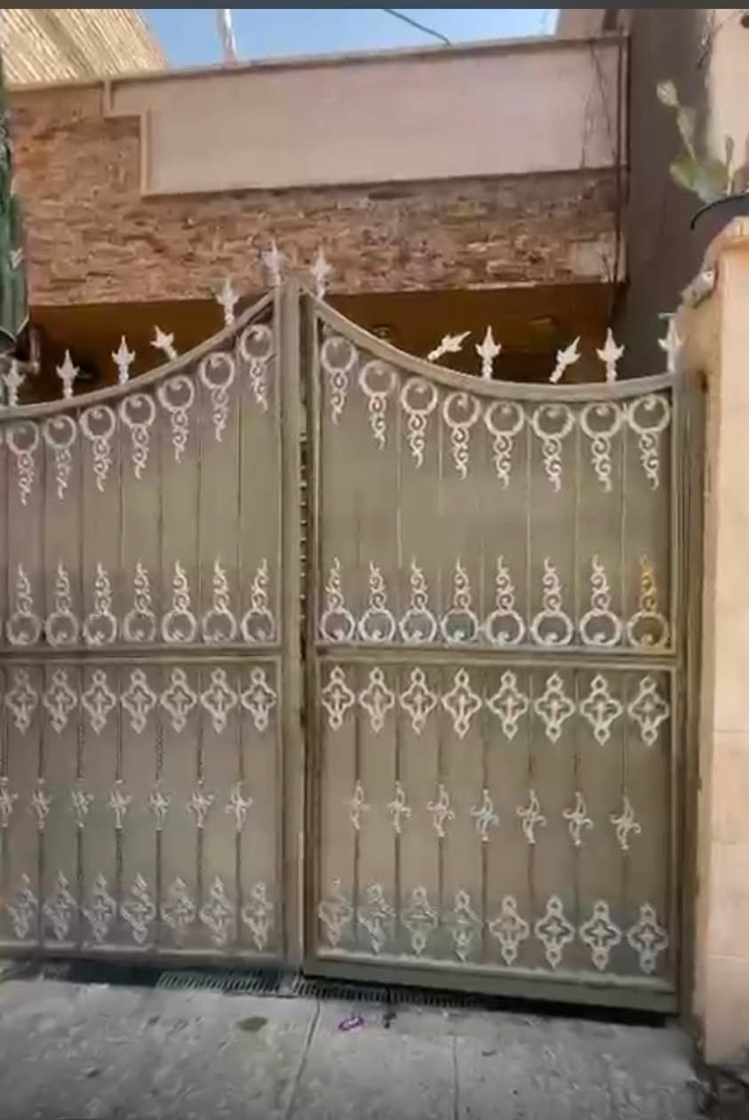 دار زراعي سند مشترك 100متر شارع الضغط قرب اسواق جدو قريب على طابو قاط واحد كامل من كلشي كل نقص مابي كهرباء ماء مجاري رقمي *********** السعر 78 او بي مجال بسيط

