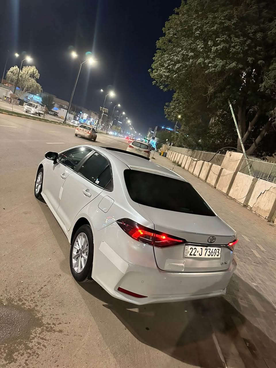 كورلا 2022  (ساز  ) خليجي 🦅 بانزين فقط ياباني الصنع ام الضمان عليه صيانه مجانيه وتبديل دهن 
🚦رقم أربيل 

المواصفات…..🖍️
                                                   🧭             ماشيه 28      
محرك 1800 بانزين
بصمه + دخول ذكي
 نظام الترحيب عند الاقتراب  
حساس استشعار عند الاقتراب
تبريد قطعتين 
نظام القيادة (سبورت + عادي)
شاشه نفكيشن + كامره خلفيه دواره
 حساسات امامية+خلفية
مانع نزلاق

 شحن USP
تبريد بيانو شاشه 
اشاير مري 
مري شفط 
 
ويل كب حجم 16 عدد5
حساس اطار + حساس لايت عالي وناصي اوتو + حساس مطر 
تحكم سترين كامل 
 العنوان📍 حله

 السعر :165 وبيه مجال
 
السياره كفاله عامه ماعدا مكانين بارد صغير

للاسفسار الاتصال على الرقم ***********
