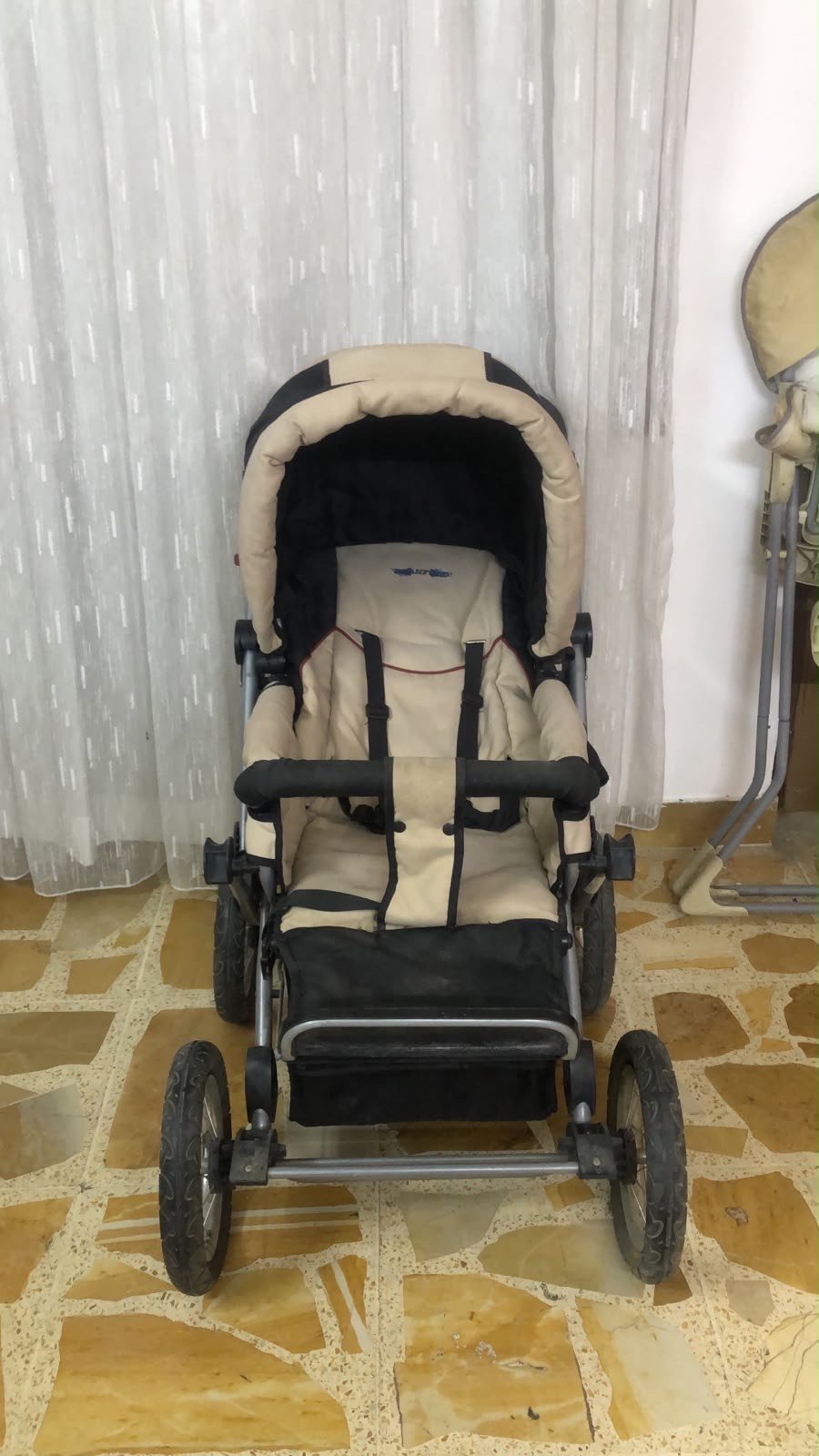 عربانه ثريات