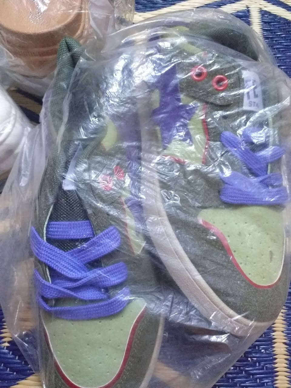 أحذية ونعالات • قياس ٣٥-٣٨ • أبيض جديد