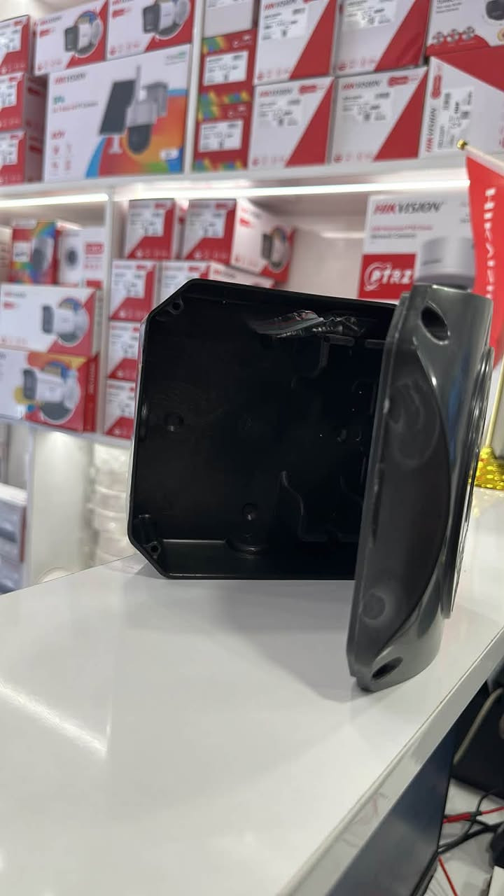 السلام عليكم وياكم مكتب العمدة كروب متوفر عندي جميع انواع الكيبلات cctv
نحاس صافي 
Cca 
Sftp داخلي وخارجي نحاس صافي
 100%
اسعار خاصه لكل المنصبين واصحاب المكاتب 
ومتوفر عدنا جميع انواع الستاندات 
والبوكسات 
متوفر توصيل داخل بغداد والمحافظات
***********
