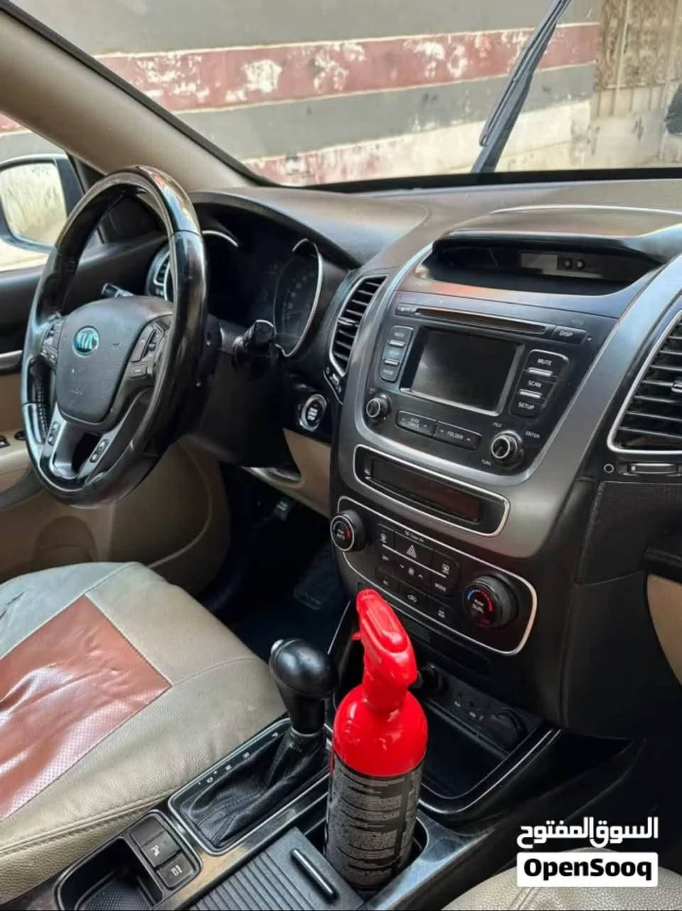 سورنتو خليجي موديل 2014 كامل المواصفات فول مواصفات
بيه ضربه باب الصدر وجاملغ الامامي 
المكينة الكير مكفول كفالة عامة بدون فتح . 

 فتحه بالقماره مرايات شفط حساسات امامي خلفي لايت عالي زنون  شاشة لمس  كشن كهربائي  

مكينه 3500 

6 سلندر

7 راكب

تبريد قطعتين

ماشيه 161 الف قابل لزيادة

مكان السياره 

 البصرة / الزبير. 

السياره بأسمي سنويه لل 2030 

السعر 168 ورقه

تلفون/***********
