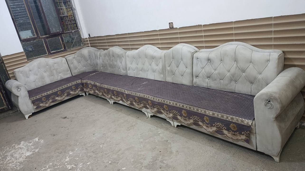 السلام عليكم ديوان 10 مقاعد اي ضرر ما بي سعره ب210وبي مجال  مكاني ابو غريب وتوصيل مجاني داخل ابو غريب فقط 
رقمي للتواصل *********** بي وتساب @إشارة
