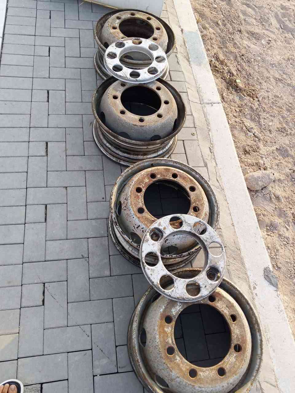 ويلات ٨ براغي • طواكه صليه • ألمانيات