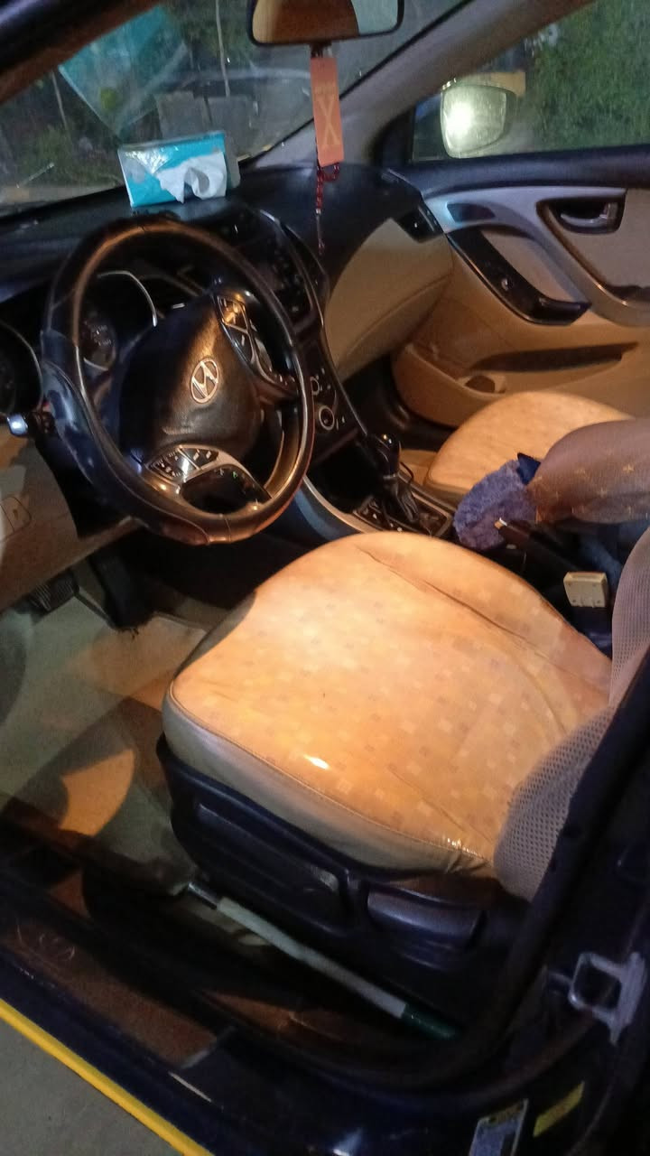 من رخصة الادمن النتره ٢٠١٤وارد امريكي حادثها بنيد نفسه راجع خصرات بداية الشاصي بدون لاصبغ ولامعجون ولاحتى معدليهن بالبديه ماواصله للغد بيها بلهلال الخلفي طخه بالعراق ورصعه بالباب مصورهن قبل لااصبغهن ليبل واحد صبغه وحده مابيها معجون غير الي ذكرتهن محرك كير تبريد صدر امامي خلفي دوشمه جاهزه بيها طربكه بالفجوج وجايبلها زوج بعدني مامبدلهن غير هذا ماكو اي شي نقص سعرها ٨٨ورقه بيها توجيبه شي قليل حك جيتك لأن هاي هسه لوتكله بخمس اوراق هم يكلك وجبني والجاي عليك حكه عليك السياره بأسمي ودافع هيئه مال سنه شهر الثامن مكاني بغداد الدوره للتواصل ***********
