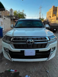 لاندكروزر درع • ٢٠١٢ • مصفحة