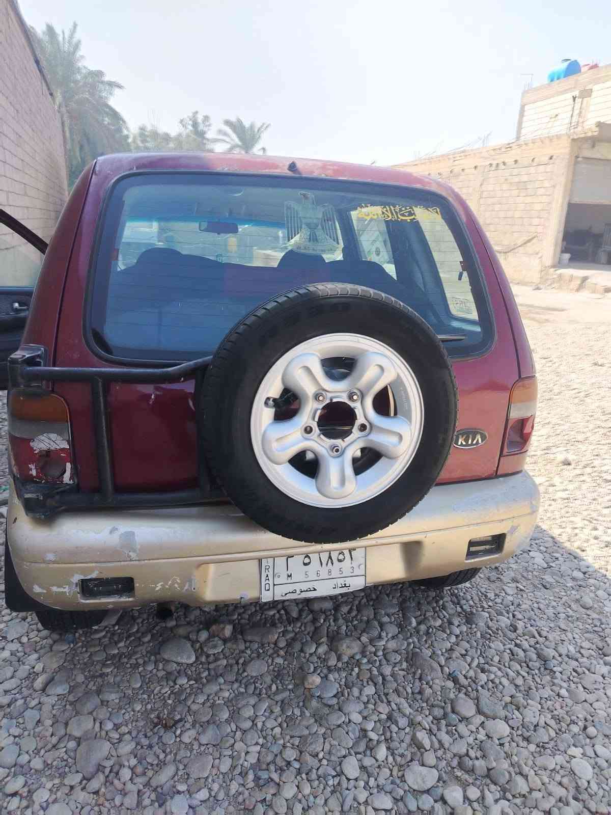 السلام عليكم سيارة سبورتج مديل ٩٥ رقم بغداد مشروع وطني سنويه٢٨ مكينه وكير مكفولات كير اتماتيك محرك 2000 فورويل  كهربائيات كله شغاله صدر جديد السعر ٣٥ بيه مجال بسيط للشراي بي خير ويدللً بدون تعليق المايشتري لا يعلق العنوان ديالئ كنعان الرقم ***********
