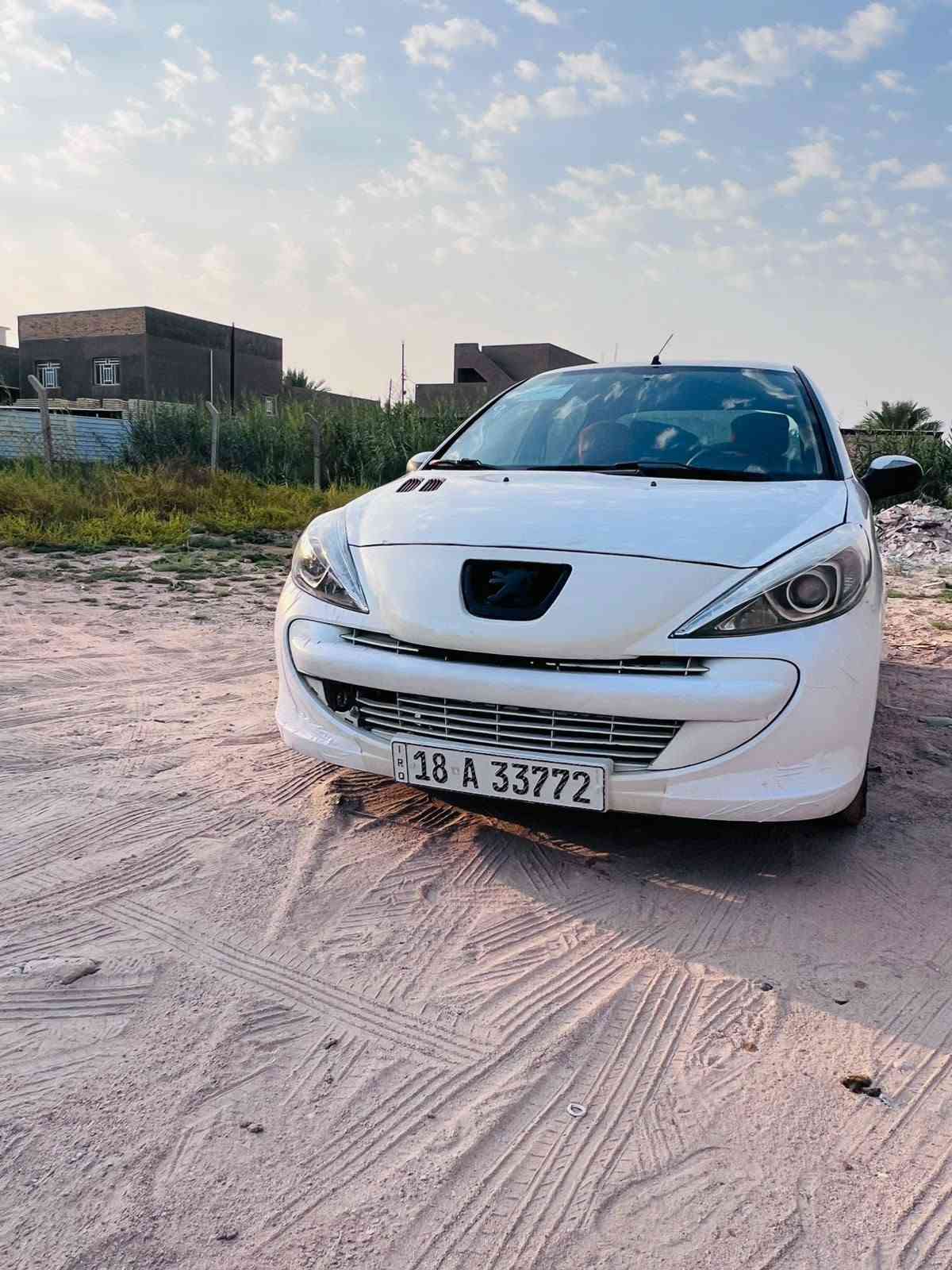 السلام عليكم بيجو فرنسي 206 رقم بابل انكليزي تحويل مباشر وين ميعجبك مكفولة من الحادث صبغ مكانات جماليه  
مكينه كير كورلا 1600 نحله حداديه مكفول
دوشمه جديده
لايت ثلجي زنون
كهربائيات شغاله
التبريد فقط غاز
تخم تاير جديد
السعر 37بيها مجال بسيط
المكان بابل مسيب
***********
