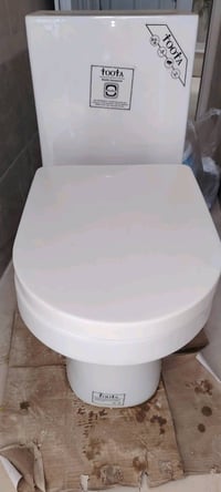 تواليت غربي • نظيف ١٠٠٪