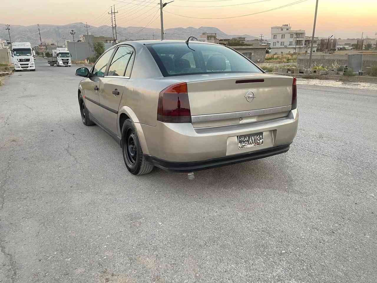 ئۆپڵ ڤیكترا مۆدیل 2004 گێڕ ئۆتۆماتیك گێڕو مەكینەی نیسان سەنیە مە كینە 18 تەبریدە ئاڕم پلاستیك هەولێر گێڕو مەكینەو تەبرید بەشەرت ئاڕم و ئەولیات بەشەرت نرخی 29 وەرەقەومعامەلەیەكی كەم  ***********
