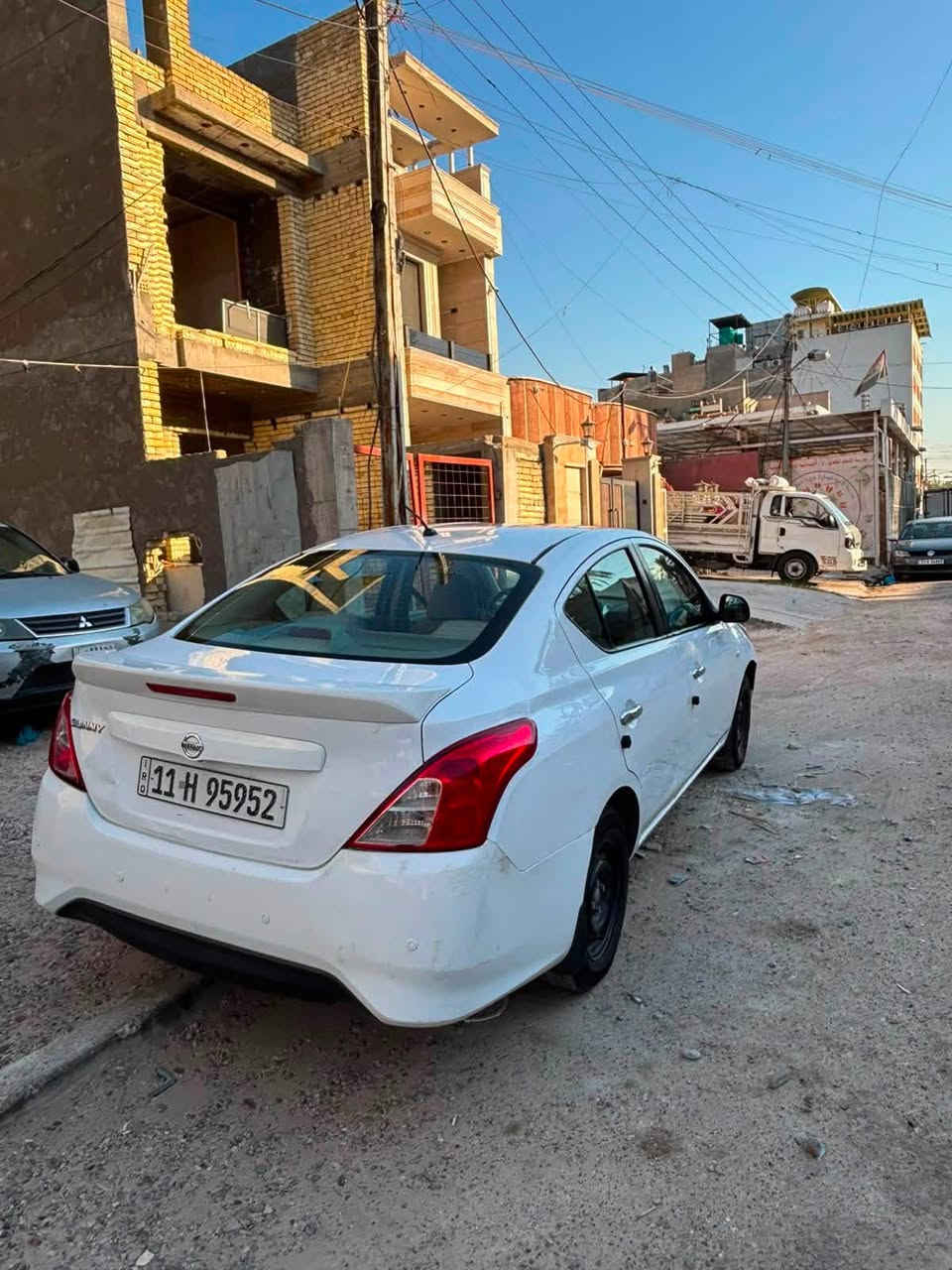 سني هندي 2019 ماشية 117 
رقم بغداد باسمي السنوية 
هزة وسنوية جديدة لل 2028 
مكفولة من الصبغ والحادث 
بيها بارد مكانات 
كير ومكينة وتبريد شرط كفالة 

العنوان - بغداد البنوك - شارع النداوي 

السعر - 94 

اتصال فقط - ***********

