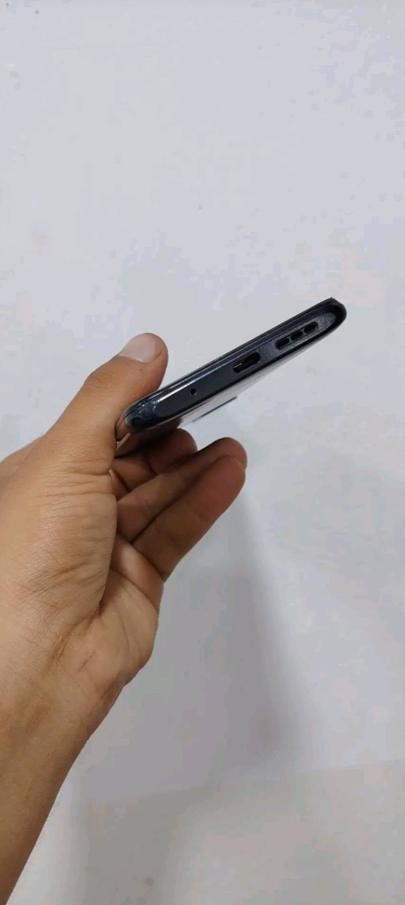 جهاز پوكو M3 
معالج سناب دراكون 810
بطارية 6000 تايب سي
بصمات 2 وجه + الاصبع جانبي 
دبل سيم كارت او رام 
ذاكره 128 كيكه رام 6
جهاز كلش حلوه او سلس سريع بلالعاب وبرامج مامفتوح بلادي شركة كل عيب مابي بشرط 
للبيع سعر 85 الف بي مجال حك جيه 
شراي اتصل *********** كركوك, العراق
