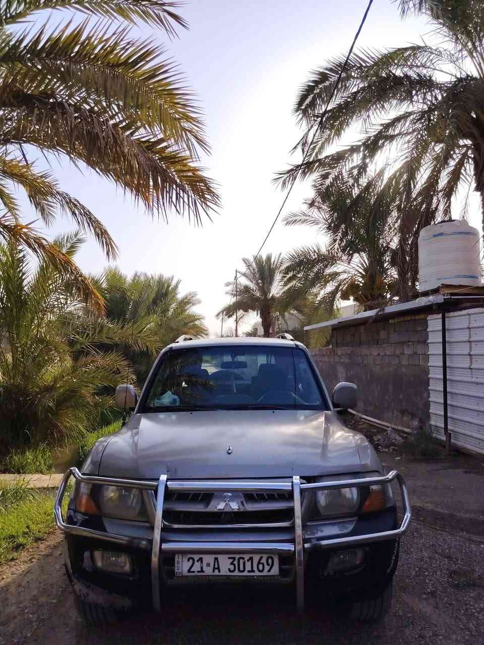 السلام عليكم للبيع باجيرو 2001   6سلندر تبريد ثلج بدون مكفوله من الصبغ للاستفسار ***********
