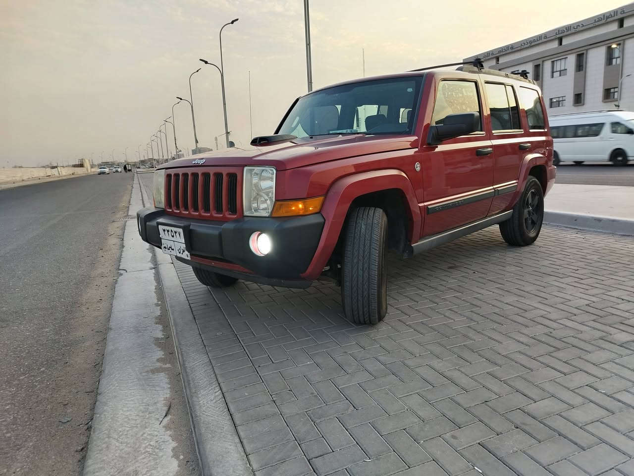 Jeep Commander 4.7 /2006
سلام عليكم،،
للبيع فقط جيب كوماندر موديل ٢٠٠٦
سياره كفاله من الضربه والصبغ بيها بارد جدا قليل ع كد شبر ٤ مكانات أثر دخات وليس حادث
1- محرك ٨ سلندر جديد عزم ونشاط جبار شرط الفحص
2-كير وحداده عامه واكسل شرط الفحص جديد
3 - تبريد ٣ قطع ثلج الحمدلله
4- ادامه عامه لمنظومة الماء ومنظومة الاحتراق
5 - كهربائيات كلها شغاله ماعدا الجام الخلف
6- ستلايت روف شغال كامله نقصه فقط جامه
7- 4*4 شغال شرط الفحص
8- منظومة غاز ٨٠ لتر غير شغاله تحتاج ربط فقط مع كارت من الشركة العامه للتعبئه

السياره كلش حلوه من ناحيه النصبه والنظافه وداخلها كلش نظيف
السعر ٩٥ قابل للتفاوض بالمعقول
عنوان البصره المركز
تلفون ***********
