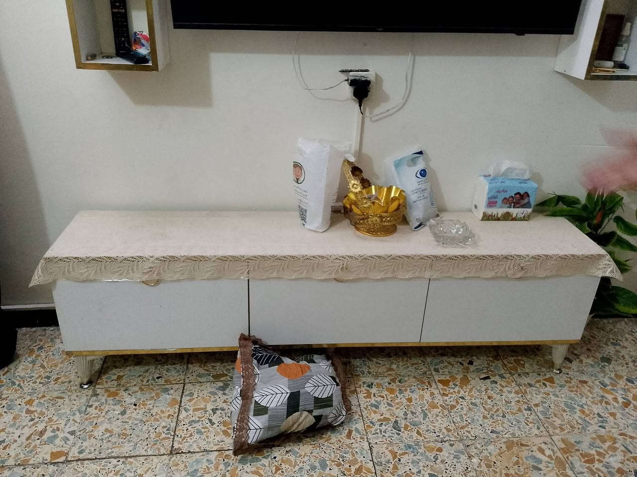 سلام عليكم
أغراض بيت السعر مناسب 
***********
