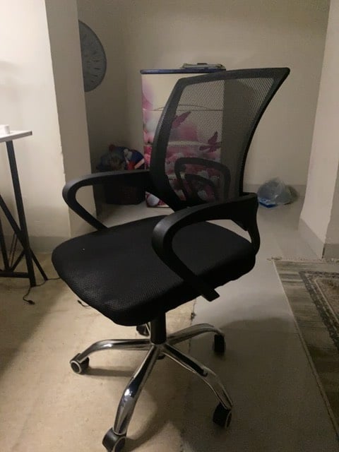سيت اب للبيع مكون من كيبورد t wolf k500 ريد سويتش و ماوس t wolf g550 وياه كارتونته و ماوس باد حجم ضاهر بال صوره و طبعا xbox one s مساحة تخزين 1T ستاند مبايل ويا اضائه rgp و كومه مودات اضواء و ميز و كرسي و ماوس شغال هديه (التلفزيون و المونيتر مو مضمن ويا الغراض فقط المكتوبات للبيع كلهم ويا بعض ) السعر 200 الف و بيه مجال للتواصل *********** موقع دهوك