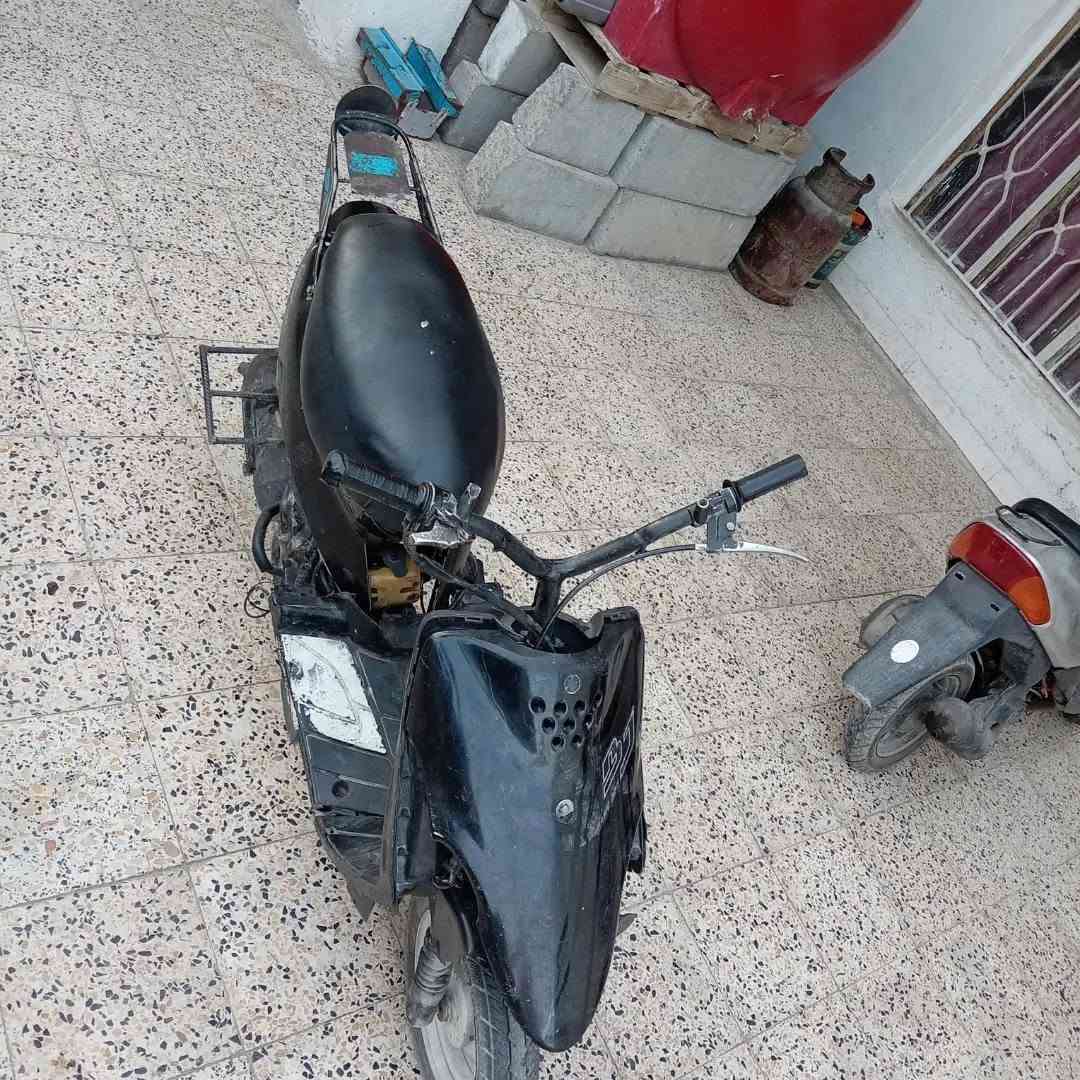 سلام عليكم دراجه تسعه او يوماههه حربيهه
انه مكلف بل نشر مثل ما شفتوهه بل صوره
الدراجه مجفته مره وحده ودراجه نضيفه كفرات
بلاد كامله كفراتهه وطاك بيهه شاصي واحد تلحمه
مابيهه شي شرط شلعه ومعدل 60 مكاني عماره
حي لحسين القديم الرقم للتصال***********
