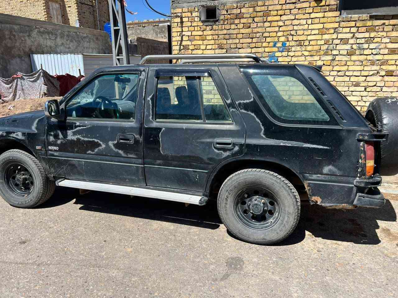 تيوته ازوزه البيع موديل1995  رقم واسط بسمي 
سنويه 31مدور ثاني يوم كير مكينه فري واي مكفولت
تخم تاير  باقي تفاصل مكلف بل نشر 
 نتصل ***********
        ***********
