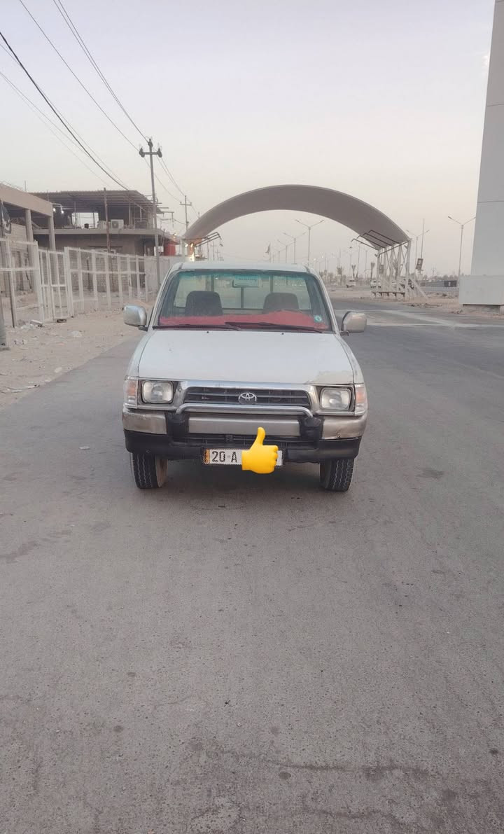 سلام عليكم للبيع تيوته موديل 2001 سعر 70 وبيه مجال رقم موبايل ***********
