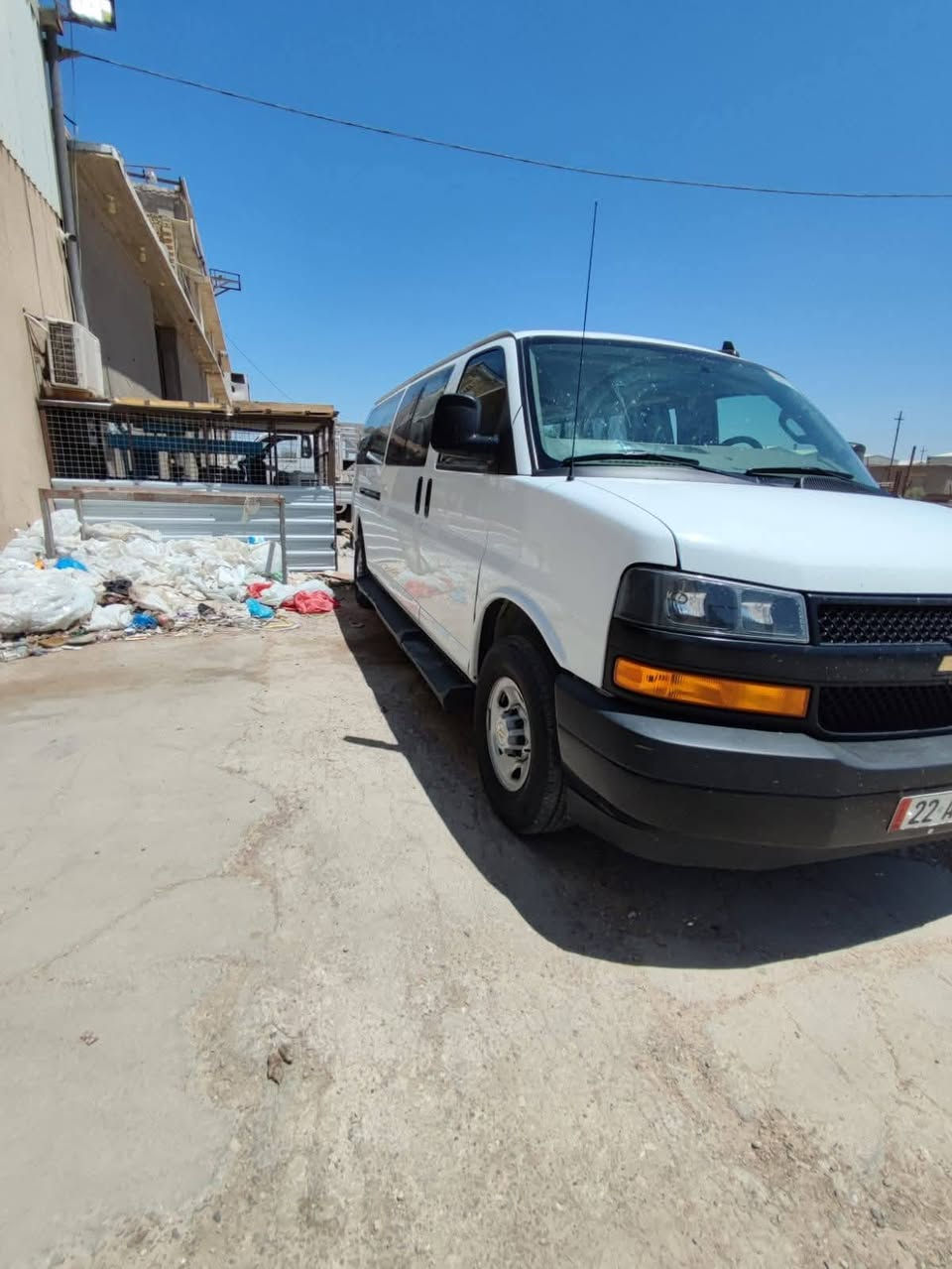 🚐 للبيع:  سفانه (Savana) – أُجرة – موديل 2023
المواصفات:
الموديل: 2023
النوع: أُجرة
التكييف: تبريد نظامين (أمامي + خلفي)
التحكم والقيادة: تحكم ستيرن كامل
الإطارات: تخم تاير شركه جواه
الرؤية والسلامة: كاميرا خلفية + حساسات خلفية
الرقم: لوحة تسجيل أربيل
💰 السعر:
280 ورقة (28,000 دولار أمريكي)
📞 للاتصال والاستفسار:
يرجى التواصل على الرقم: ***********
