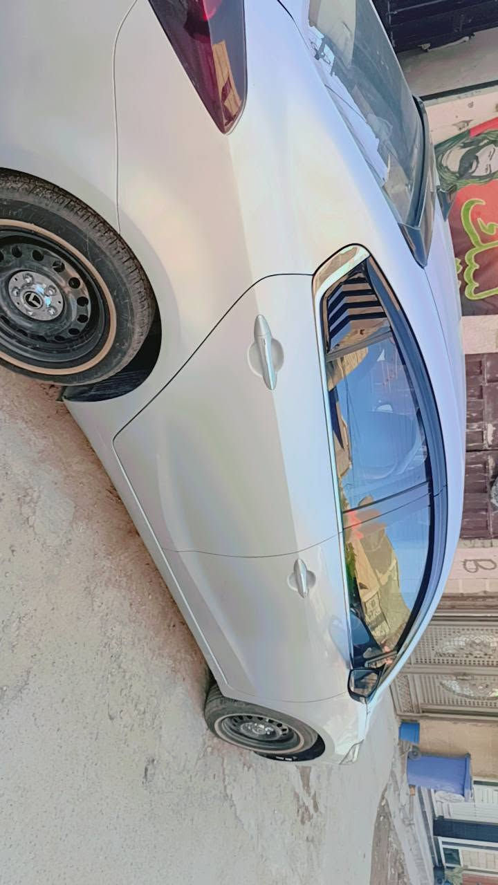 سلام عليكم سيراتو خليجي 17 فول مواصفات الدوليا سياراة مال جناي ادامه كامله السونار ويا الصور ماشيه 179 تحويل ثاني يوم السعر مال بيع وماكو هيج سعر خليجي فول 113 بغداد حي الجهاد *********** سونار يمك شوف وتدلل
