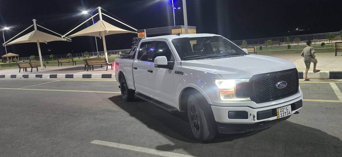 بيع مستعجل. سلام عليكم. فورد  f150لاريت. كلين. بيه شبر بلبنيد وشبر بلجاملغ الخلفي.السونار  موجود.   سياره. موديل 2017     سنويه وهزه جديده بأسمي شرط التحويل.  ثاني يوم  رقم اربيل. 
محرك 6سلندر 3500.تيربو
باب طويل بدي طول.  فول مواصفات عدا الفتحه   سياره 175 وبيه مجال.    
 بصمه.  دخول ذكي.  
لايتابيض.  
 خمس كامرات.  محيطيه.   
كشن كهرباء. خزن.  
مري كهرباي.   اشاره وكامره وحساسات
رادر بلمري. 
رادارات بلبك لايت.  
 تشغيل  عن بعد. 
شاشه كبيره 
تبريد ثلج  
كشنات  جلد تدفئه وتبريد.   
ستيرن هيتر 
 تخم تاير. ويل كب جبلي 18
باب البدي هيدروليك
اناره بلبدي. 
تبريد قطعتين
كير طياره 10نمر. 
  
***********
***********
مكانه الانبار قضاء راوه
