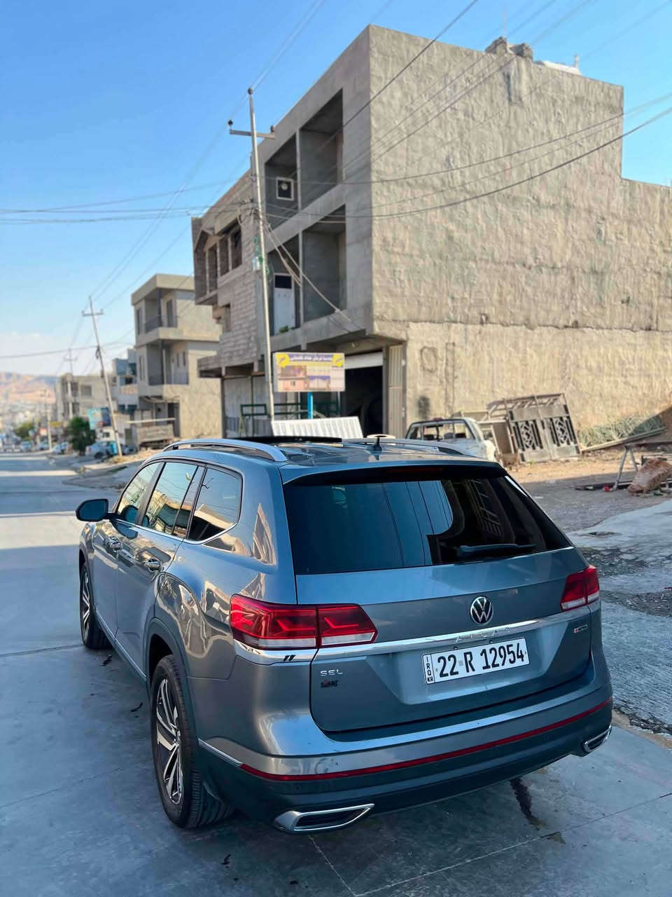 VOLKSWAGEN ATLAS SEL

‎ڤۆڵکسواگن
ئەتلەس, SEL famile  , 2022  
ماوەی ڕۆیشتن : 28,000 ميل
بۆیاغ: 3 پارچەی پێشی کەمێک ناوی گرتووە
- ئیرباگی دەشبوول و سوکان نەتەقیووە بەشەرتی کۆمپیوتەر
ڕەنگ:  نەوتی
دوو جێ سارد
پستۆن: 4 پستۆن
بزوێنەر: 2.0 تۆربۆ
 نرخ / 158 🔥🔥🔥

- تاقم تایەی {good year } ئەمریکی بلادیە
- ڕادەرەکانی هەموی بەشەرت
- یەک گڵۆپ لە دەشبوولی پێ نیە 
گلۆپی مەکینەش بە شەرت 
- شاشە ئەلکترۆنی 
- کوشین vip  
- کوشین کارەبایی 
- کوشین خەزن 
- کامێرای دواوە 
- پانۆراما 
- سندوقی کارەبایی
- کامێرا 360 - حەساس 
- گەرمکەرەوەی کوشن 
- بەسمە 
- دیاریکرنی خێرایی 
- ئاوێنەی لاتەنیشتی کارەبایی 
- ئاوێنەی ڕادار 
-7 نەفەری  عایلی 
- 8 پەرەشووت 
- لایتی پێشەوەی زینۆن و جولاو
- قوفڵی دەرگاکان 
- سوکان هیتەر 
- ڕووناکی دەوروبەری ژورەوە 
- شەغال 
- ABS
- AWD 
- چوار مۆدی لێخوڕین {ECO,Normal,Sport,custom}
- کورسی ڕیزی سێ 
- ڕادار 
- پەردە

📍ناونیشان : تەق تەق

ژمارەی موبایل :  
***********
*********** كويسينجاك, أربيل
