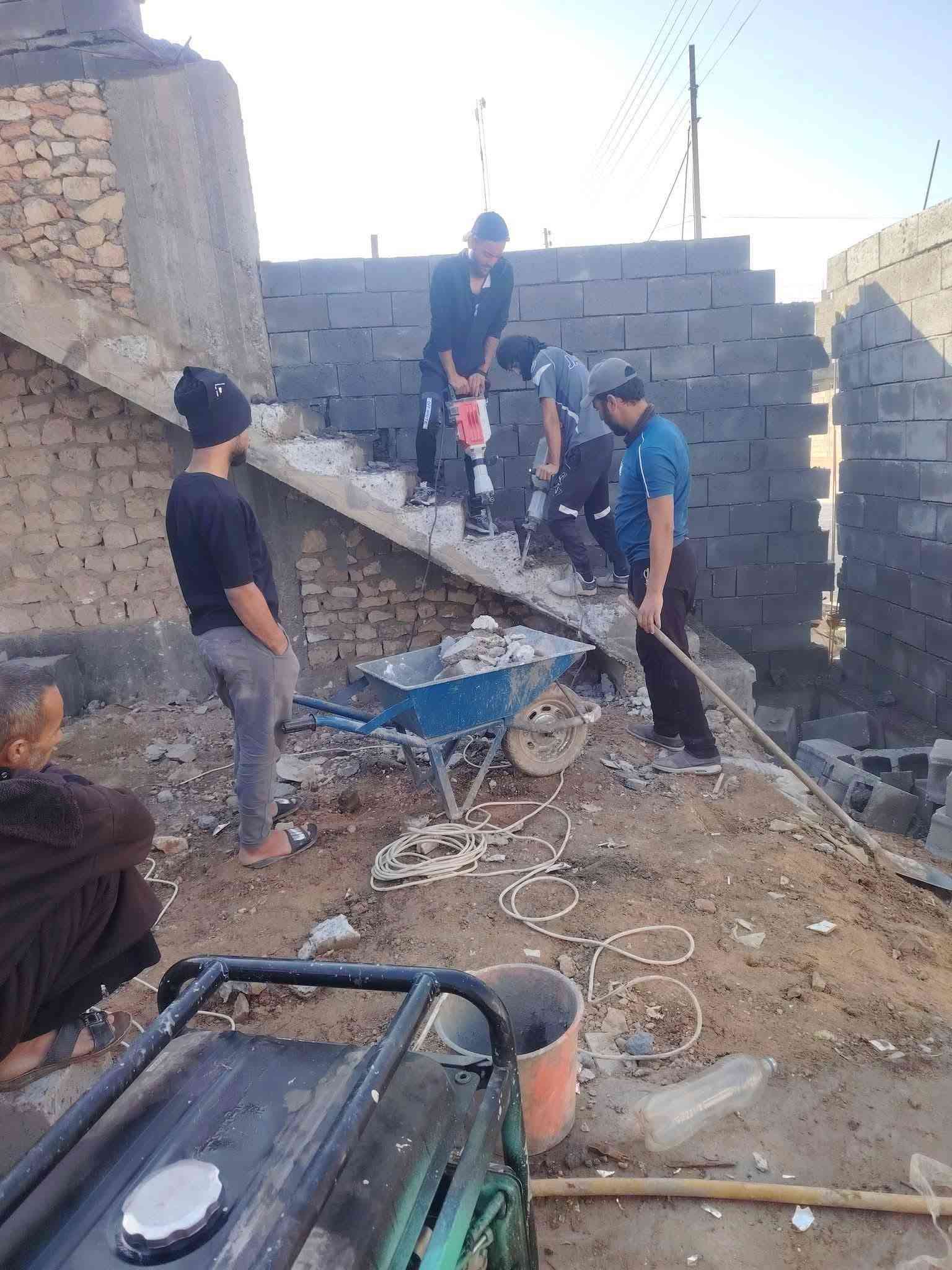 ***********📞سلام عليكم  / يوجد كادر عمل جاهز  تصعيد مواد  / تنضيف بيوت  / تفليش  / تكشيط  / دفن نهري  / شقلنه ليل ونهار  / وماعليك بكلشي تاخذ شقل جاهز مني  / ومعداتنه جاهز وسياره تجيك للبيت ماعليك بس تصال على رقم/   ***********
