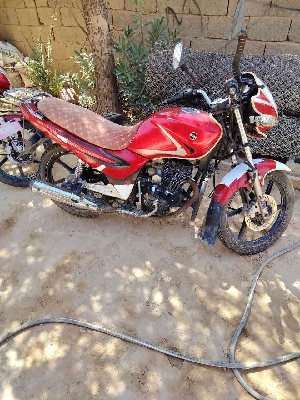 للبيع سايم 19 نضيف محرك شرط
سعر 900 مكان حديثه  ***********
