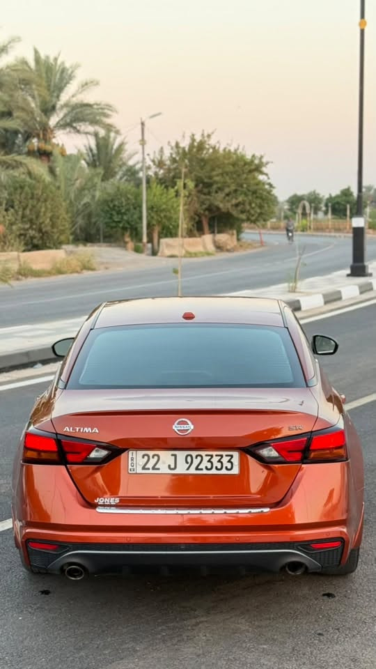 نيسان التيما  2022
مواصفات SR
رقم أربيل جديد
ماشية  ٨٧  الف

بصمة تشغيل
وتشغيل عن بعد وبصمة ابواب
تحذير الاصطدام الأمامي  
رادار جانبي 
نقاط عمياء
تحديد مسار
مثبت سرعة
كشنات كهرباء + كشنات جلد 
توقف ذاتي امامي + خلفي  
شاشه كبيرة
كاميرا 
كار بلي + نظام الاندرويد + منفذ USB شحن + Type_C 
تحكم ستيرن
ويالة SR

صور الحادث والسونار موجود بالمنشور 
جاملغ مع باب صبغ فقط ..
جاملغ خلفي شويه بارد

سيارة موجودة بديالى / خانقين
سعرهه 135 ..
***********
