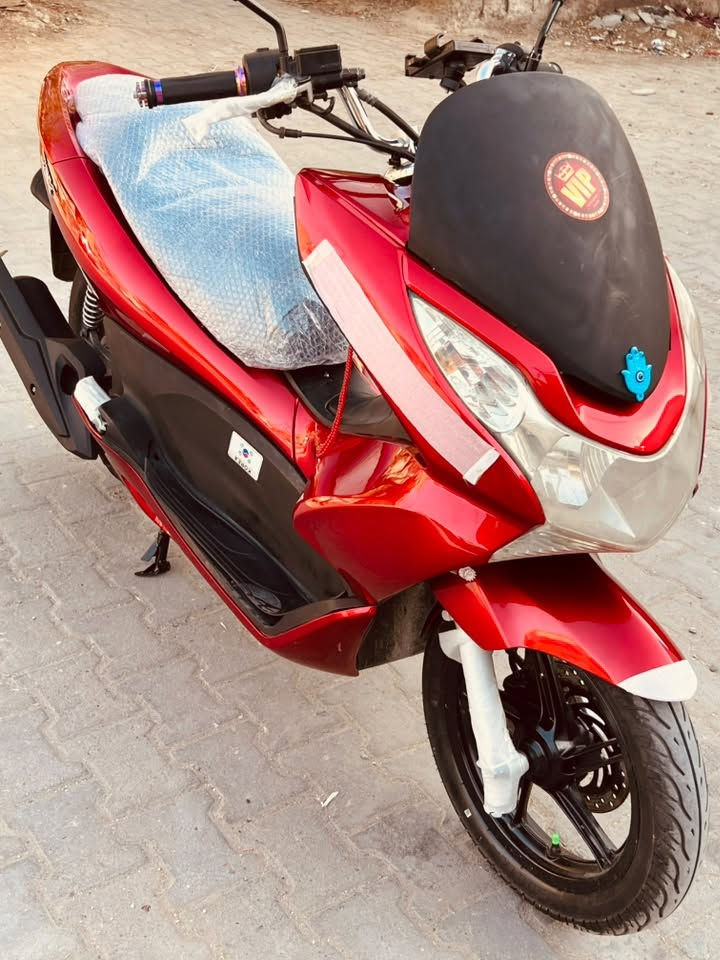 السلام عليكم bcx جيل اول ياباني Jf مال رنبة   ماشيه 34 لون مميز دم غزال
مكينه. 150 حرف A  بيهه سويج 2 
مكينه برغي ممفتوح بيها شلعه معدل خير من الله 
تخم تاير البلادي مالها  كل نقص مابيها حساس
 ازدحام استان كلهن شغالات 
السعر. مليون و 600
  

رقم   *********** مدينه الصدر
