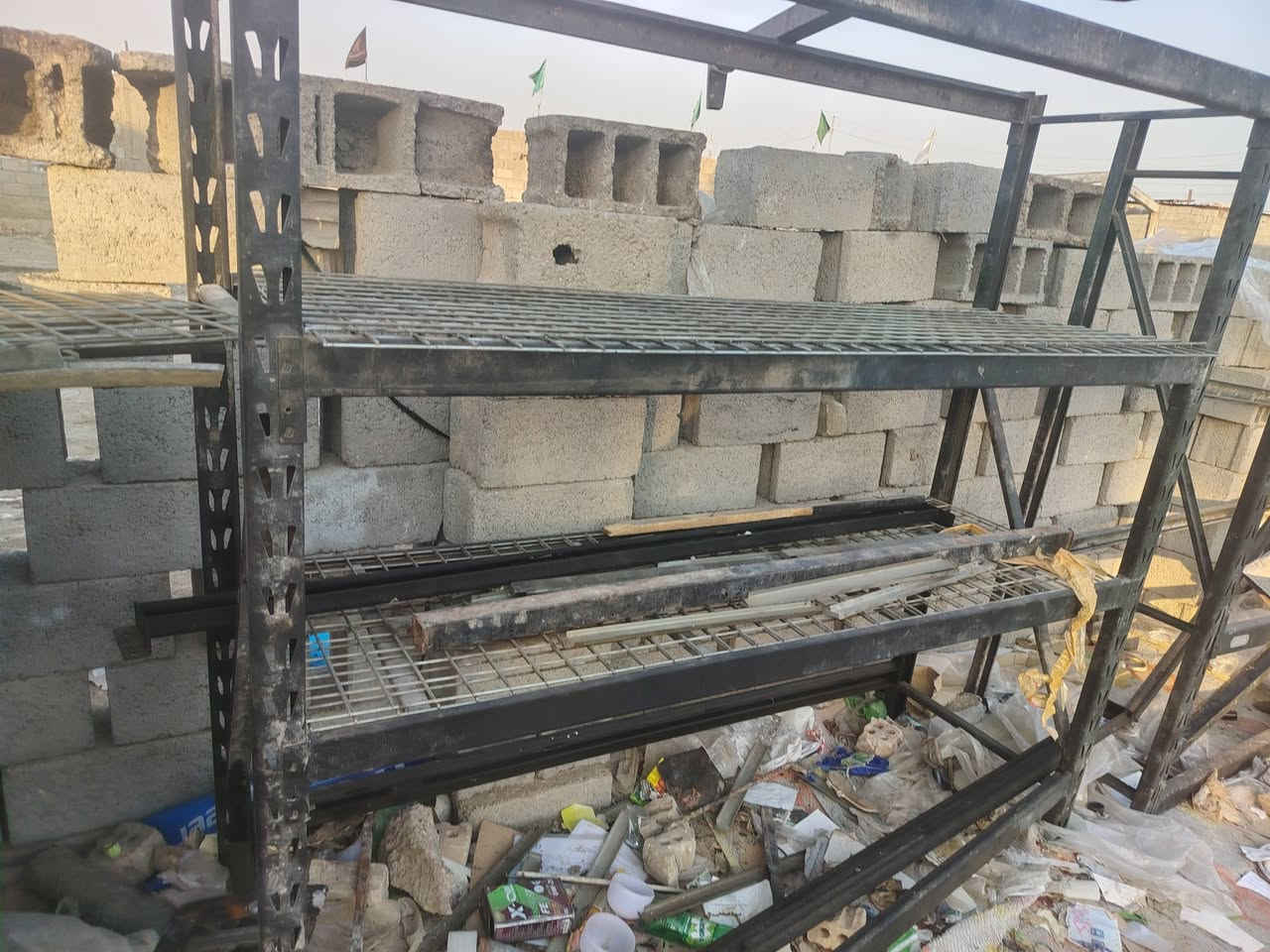 سلام عليكم شباب ذن رفوف نضاف وقويات كلش الشراي بي خير ويدلل
بي وتساب ***********
