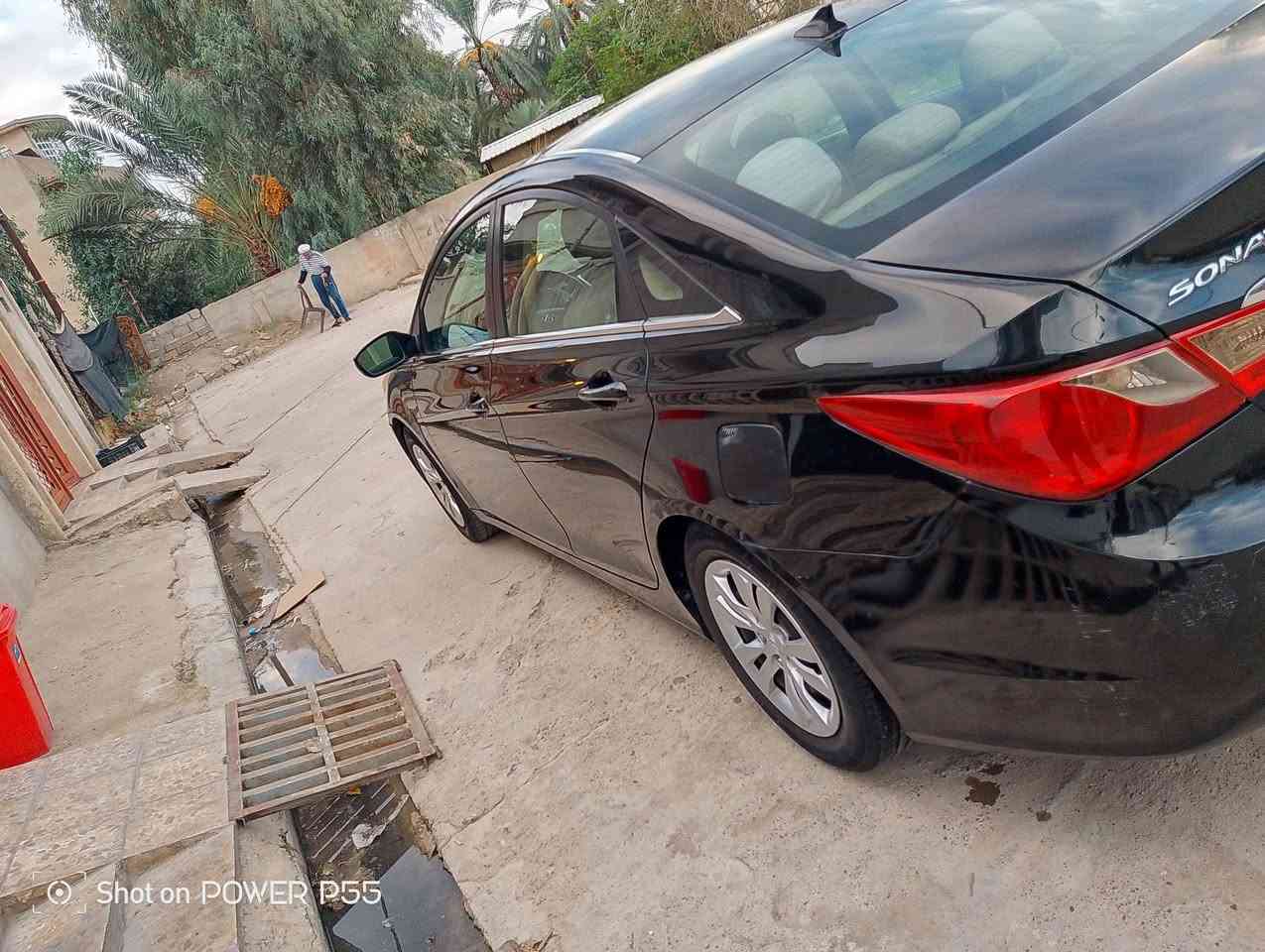 سوناتا امريكي • ٢٠١٢ • ضرر خلفي وباب