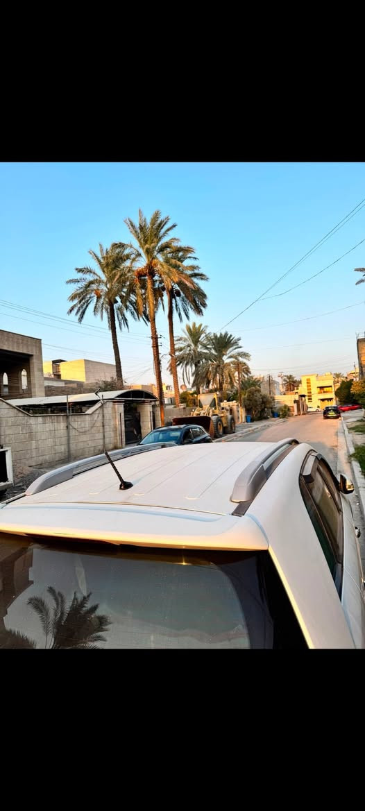 سلام عليكم للبيع سيارات
سورنتو موديل 12 ماشيه 160 الف رقم بغداد 
سعر 140 موقع بغداد حي خضراء 
الاستفسار ***********
