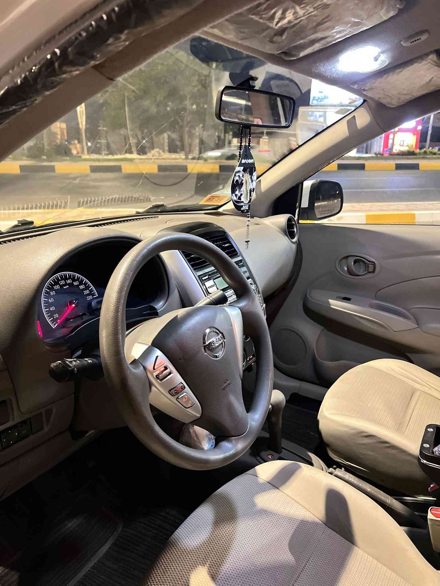 للبيع نيسان سني هندي بليته زركه
موديل 2022 أبيض
رقم اربيل
تحكم ستيرن
بلوتوث
لايت زنون
نضيفه وحلوه
مكان سياره الفلوجه السعر 102 مجال جدا بسيط 
رقم الهاتف ***********
