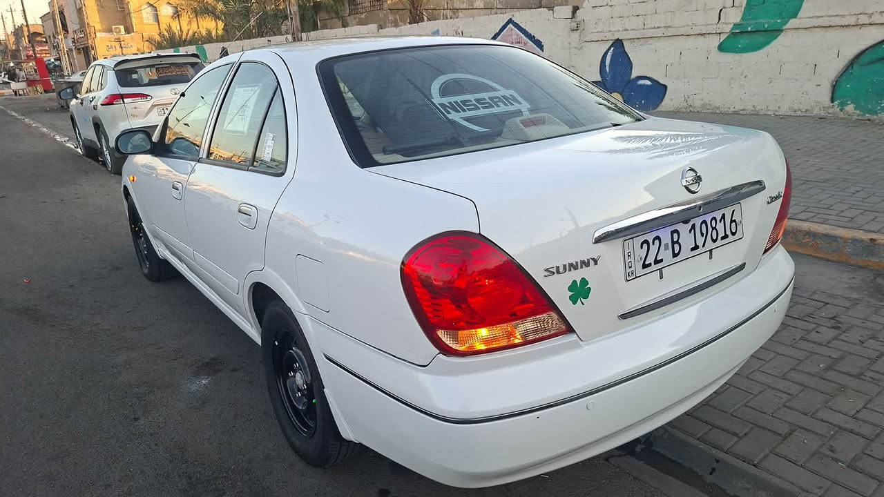 سلام عليكم سني للبيع موديل 2009 سيارة حلوة سعرها ١٠٠ دفتر الرقم وتساب وتصال *********** السونار موجود ب المنشور المكان بغداد
