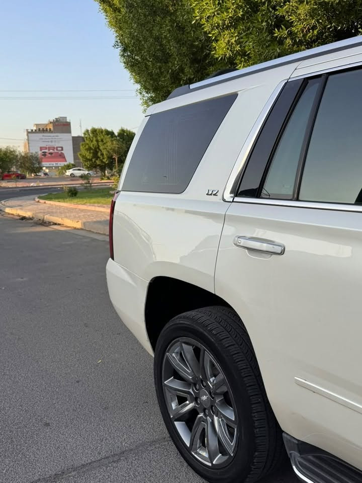 السلام عليكم 
🚨 للبيع تاهو 2015 LTZ — فول مواصفات 🚨

📞 للاستفسار: ***********

🔹 تاهو 2015 LTZ فول مواصفات
🔹 خليجي — شركة المنصور
🔹 داخلية قرميدي
🔹 رقم شمالي — شرط تحويل أو وكالة
🔹 السيارة مغلفة PPF
🔹 مكفولة من الصبغ ، فقط 3 مكانت تعديل بارد
🔹 المكينة والكير والحدادية مكفولات 

🔥 المواصفات:
• دفع رباعي 4WD / فور ويل
• ثلاجة
• شاشة كبيرة
• شاشة بالقمارة
• كامرة خلفية
• تشغيل عن بُعد
• كراسي كهربائية
• كراسي تدفئة وتبريد
• جنطة كهربائية
• رادار أمامي
• نظام مانع التصادم
• رادار جانبي ومراقبة النقطة العمياء
• حساسات أمامية وخلفية
• تحكم بالمقود
• تحكم بالمقود متعدد الوظائف
• مثبت سرعة
• تكييف أوتوماتيك
• تحكم مستقل بالتكييف
• نظام دخول وتشغيل بدون مفتاح
• فتحة سقف
• نظام صوتي فاخر
• USB / AUX / Bluetooth
• تحكم كهربائي بالمرايات
• إضاءة أوتوماتيكية
• حساسات مطر/إضاءة
• جنوط LTZ

السيارة نظيفة ومغلفة PPF 
المكينة والكير والحدادية مكفولات
السيارة جديدة وحلوه احلى من الصور ترايها مال زيرو
📍 الموقع: بغداد
السعر 285 وبيها مجال

