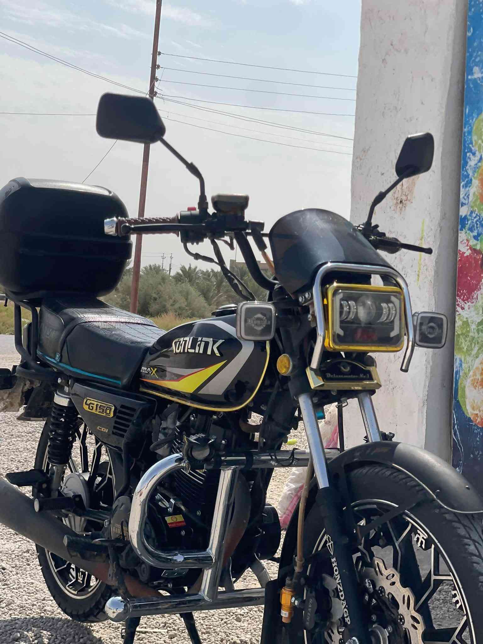 للبيع: دراجة Sonlink CG150 MAX(سونك)بحالة ممتازة
حجم المحرك: 150  دراجه نضافه 💯
بصمه تشغيل عن بعد كلشي بي بعده شركه السعر ٩٠٠ وبي مجال للطيبين 📍الرمادي زنكوره القريه العصريه للاستفسار 📞***********
:
