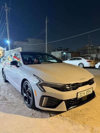 مكلف بل نشر سلام عليكم KIA K5 GT-LINE 2025 للبيع فقط لون اسمنتي داخل ا...