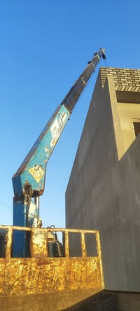 شاحنة • للبيع